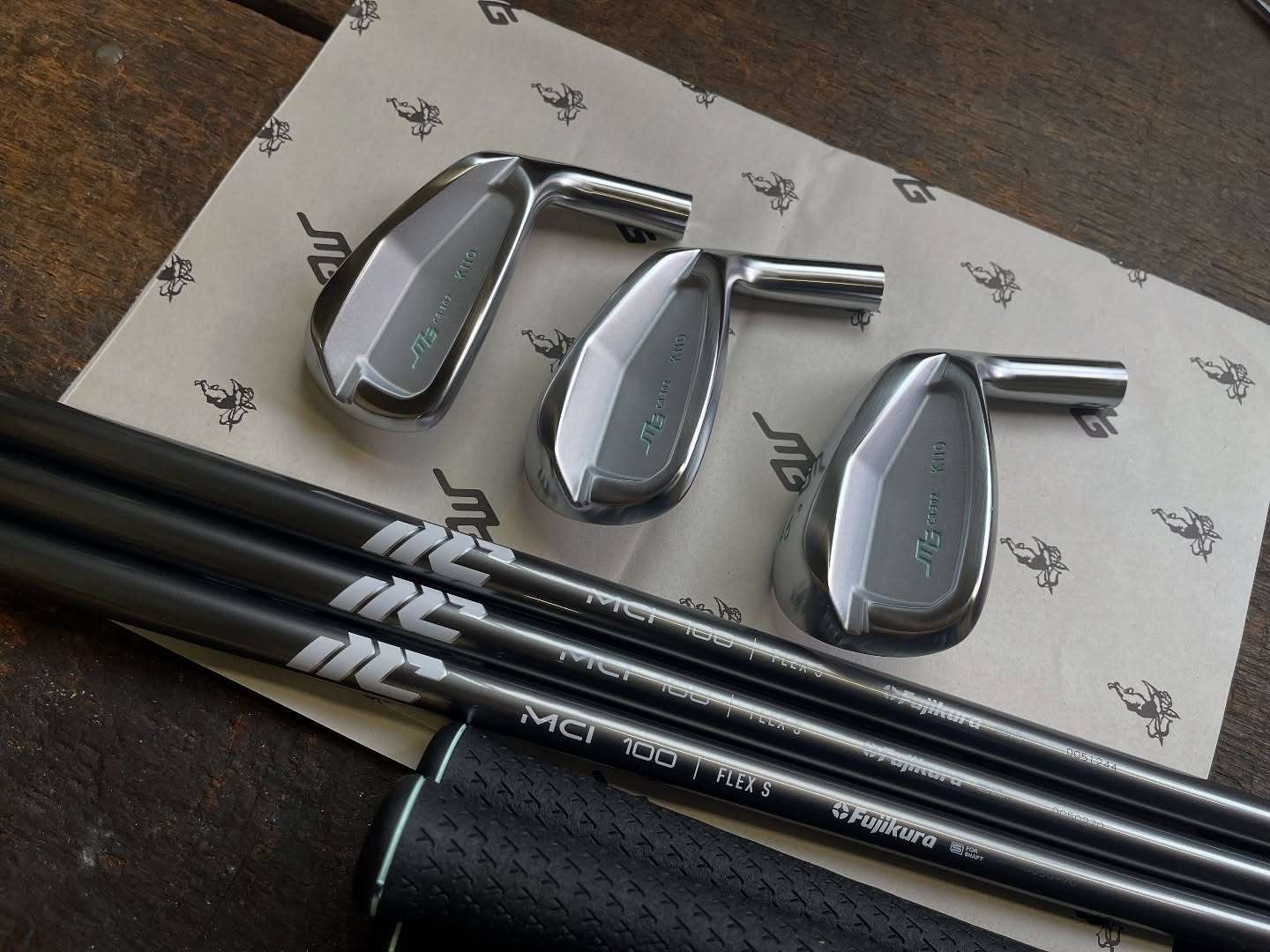 GAMCO ゴルフクラブセット GREGORY 三浦技研 創立40周年記念限定 三浦技研(MIURA GIKEN) アイアンセット(IRON